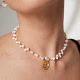 Queen's Seal Pearl Necklace