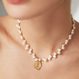 Queen's Seal Pearl Necklace
