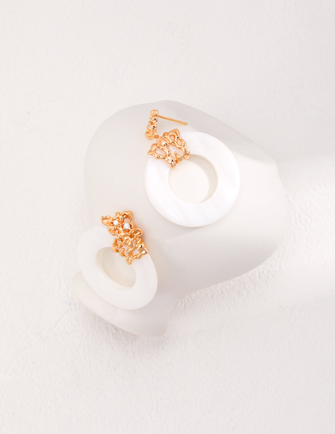 Baroque Pearl Shell Jewelry Set - Necklace & Earrings (Gold-Tone 925 Silver)