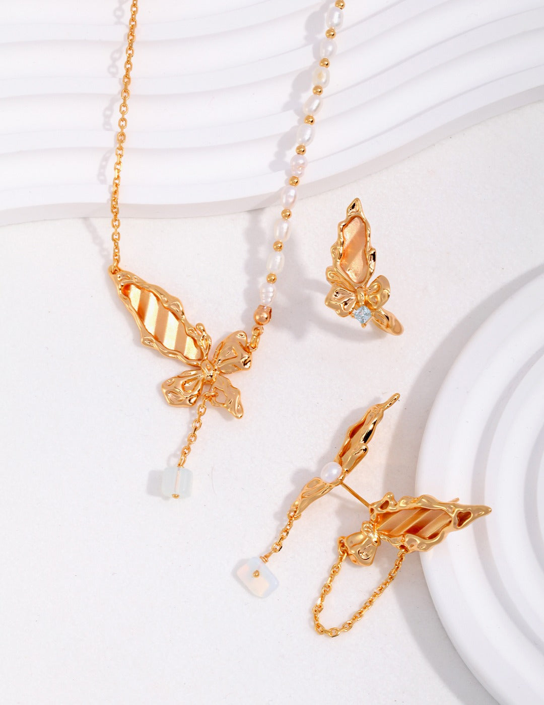 Adjustable Butterfly Pearl Necklace - 925 Silver