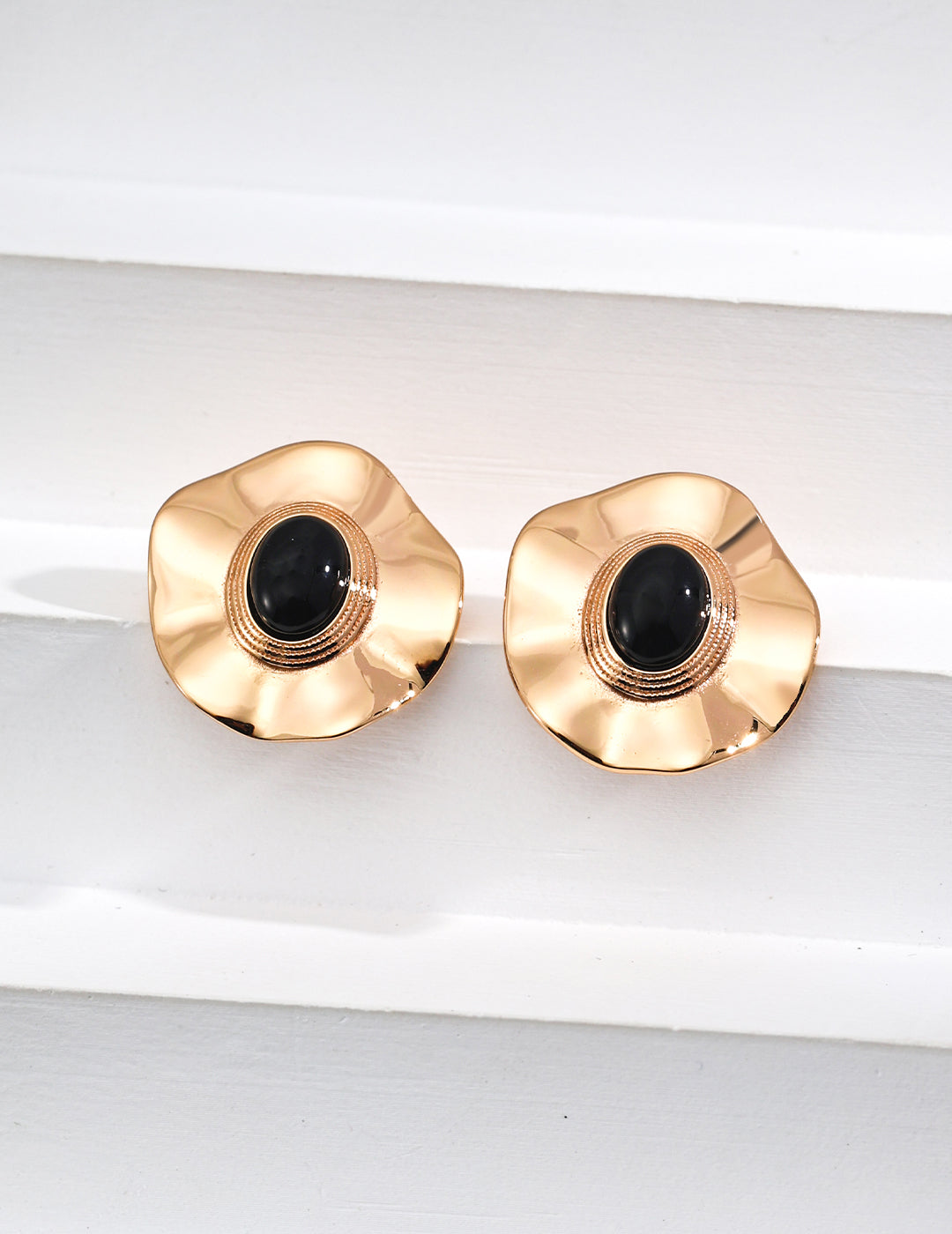 French Cream Style Earrings - 925 Silver w/ Onyx & Shell (Silver/Gold-Tone)