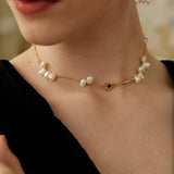 Adjustable Necklace with Irregular Pearls and Onyx in Retro Gold Sterling Silver
